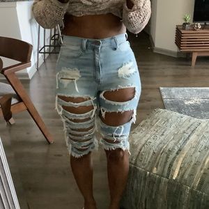 💣 High-waisted Fashion Nova Shorts 💣